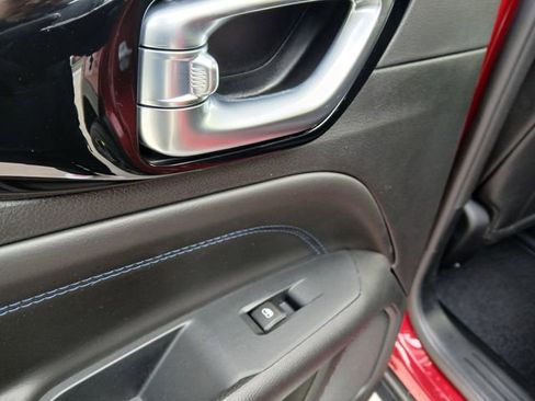 New 2026 Jeep Compass Latitude image 16