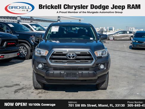 Used 2017 Toyota Tacoma SR5 image 2