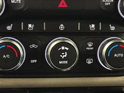 Used 2022 RAM 1500 Laramie image 17