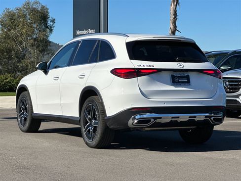 New 2026 Mercedes-Benz GLC 300 image 5