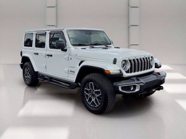 Used 2024 Jeep Wrangler Unlimited Sahara w/ Technology Group AWD/4WD image 7
