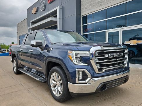 Used 2022 GMC Sierra 1500 SLT w/ SLT Premium Plus Package image 1