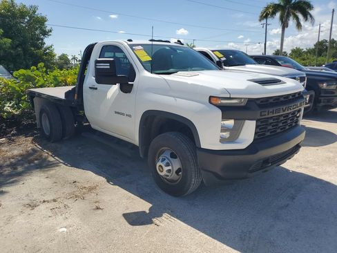 Used 2023 Chevrolet Silverado 3500 W/T w/ WT Convenience Package AWD/4WD image 3