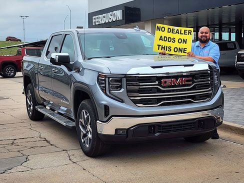 New 2026 GMC Sierra 1500 SLT w/ SLT Premium Plus Package AWD/4WD image 1