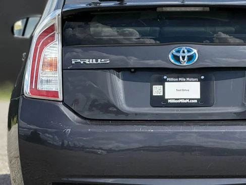 Used 2014 Toyota Prius Four FWD image 13