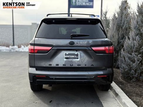 Used 2024 Toyota Sequoia Platinum image 7