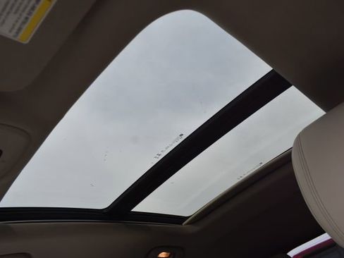 Used 2020 Buick Encore GX Essence w/ Experience Buick Package image 33