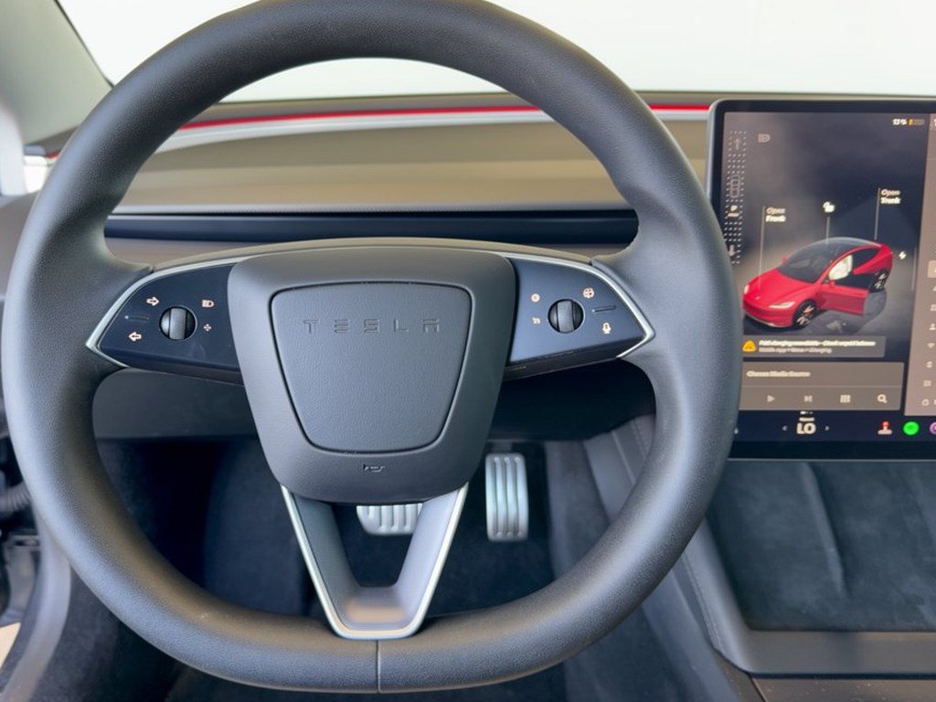 Used 2024 Tesla Model 3 Performance AWD/4WD image 10