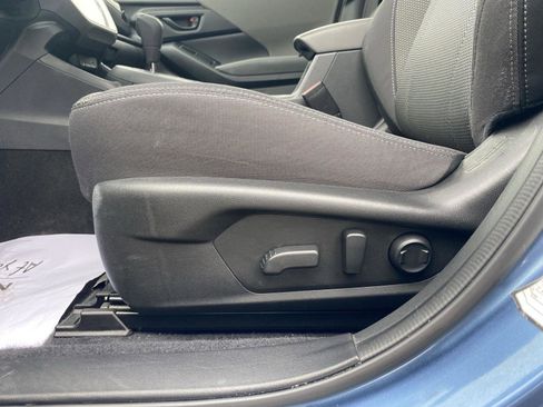 Used 2024 Subaru Crosstrek 2.0i Premium image 11