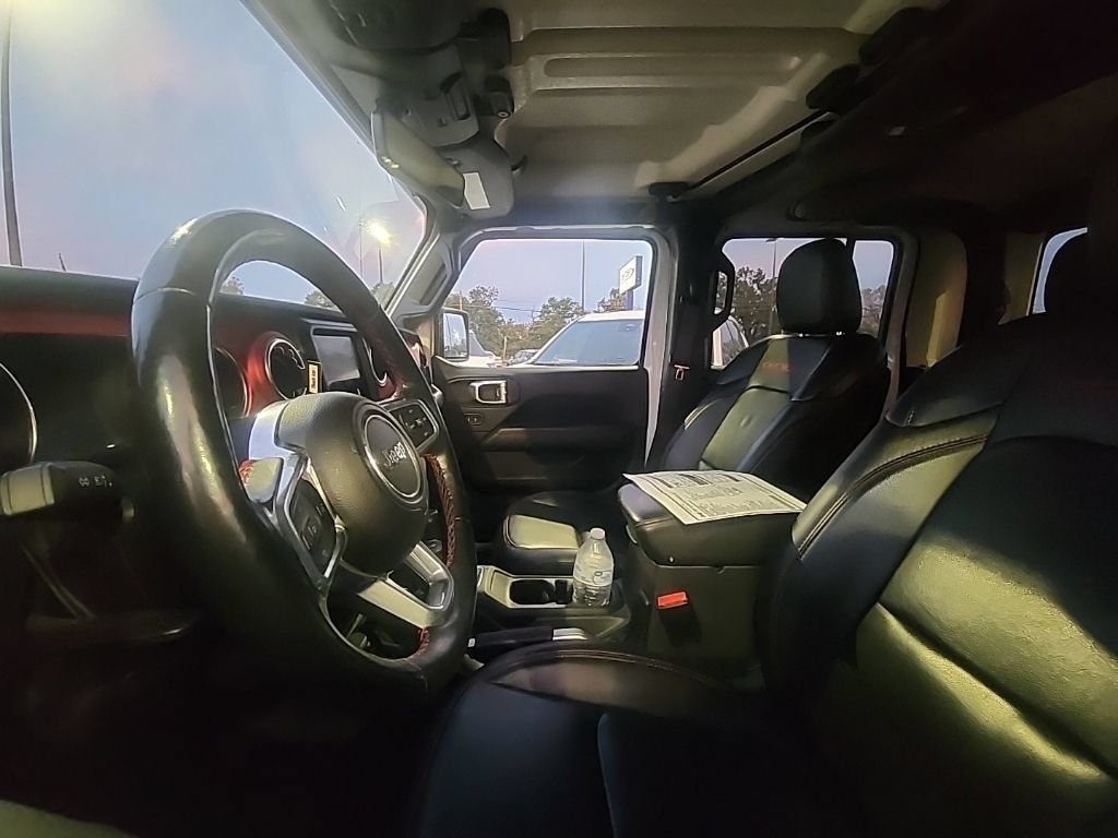 Used 2022 Jeep Gladiator Rubicon w/ LED Lighting Group AWD/4WD image 5