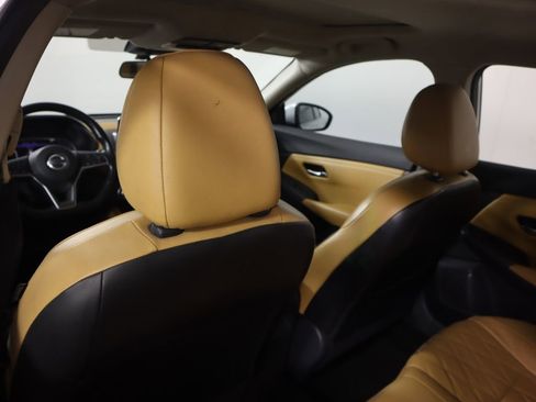 Certified 2021 Nissan Sentra SV w/ SV Premium Package image 11