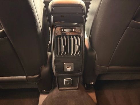 Used 2023 Jeep Compass Latitude image 20