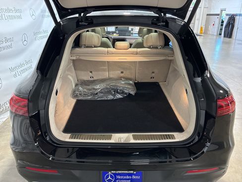 Used 2023 Mercedes-Benz EQS 450+ 4MATIC SUV image 7