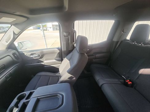 Used 2026 Chevrolet Silverado 1500 Custom w/ LPO, Dark Essentials Package RWD image 11