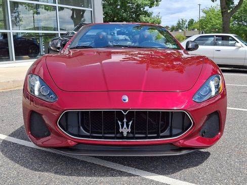 Used 2019 Maserati GranTurismo MC RWD image 2