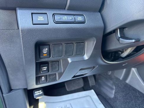 Certified 2025 Nissan Frontier Pro-X image 14