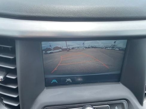Used 2018 GMC Acadia SLE AWD/4WD image 38