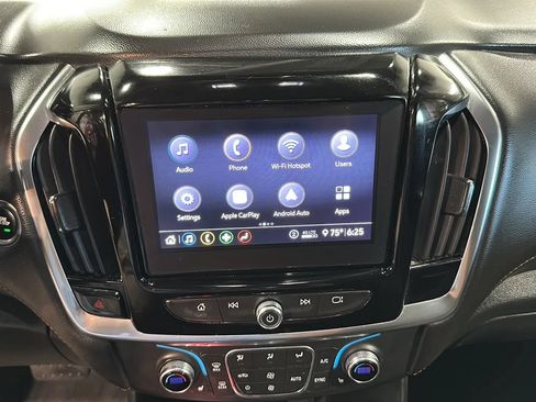 Used 2020 Chevrolet Traverse LT w/ Driver Confidence II Package AWD/4WD image 25