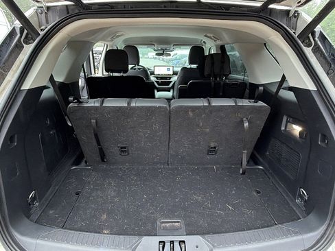 Used 2025 Ford Explorer Active w/ Active Comfort Package RWD image 13