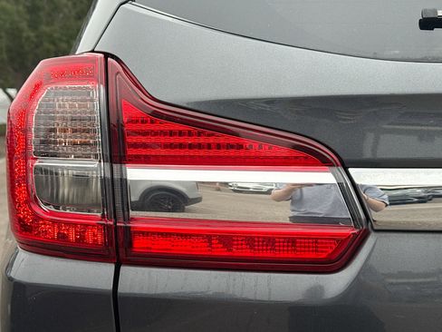 Used 2020 Subaru Ascent Premium w/ Convenience Package image 10