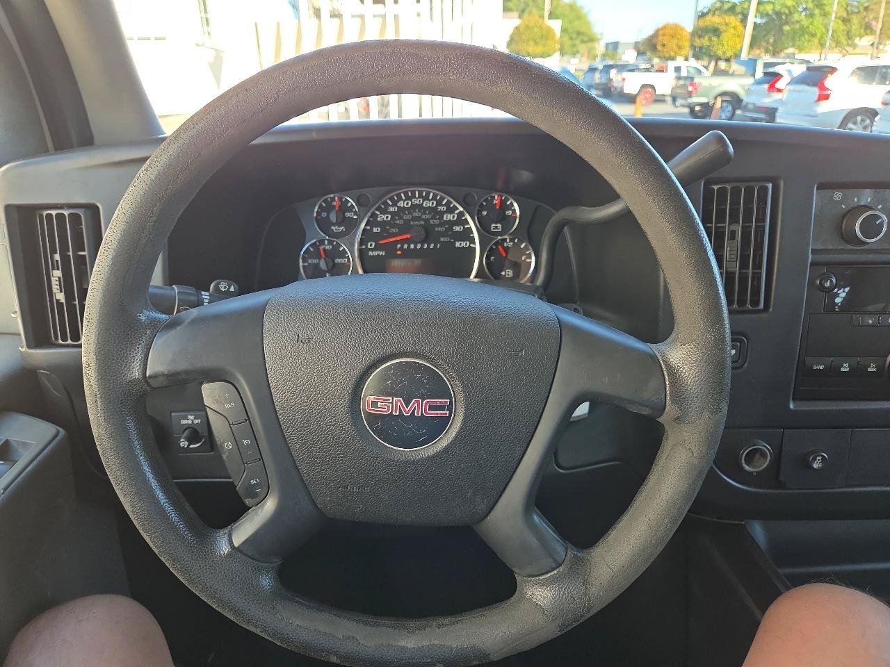 Used 2014 GMC Savana 1500 RWD image 10