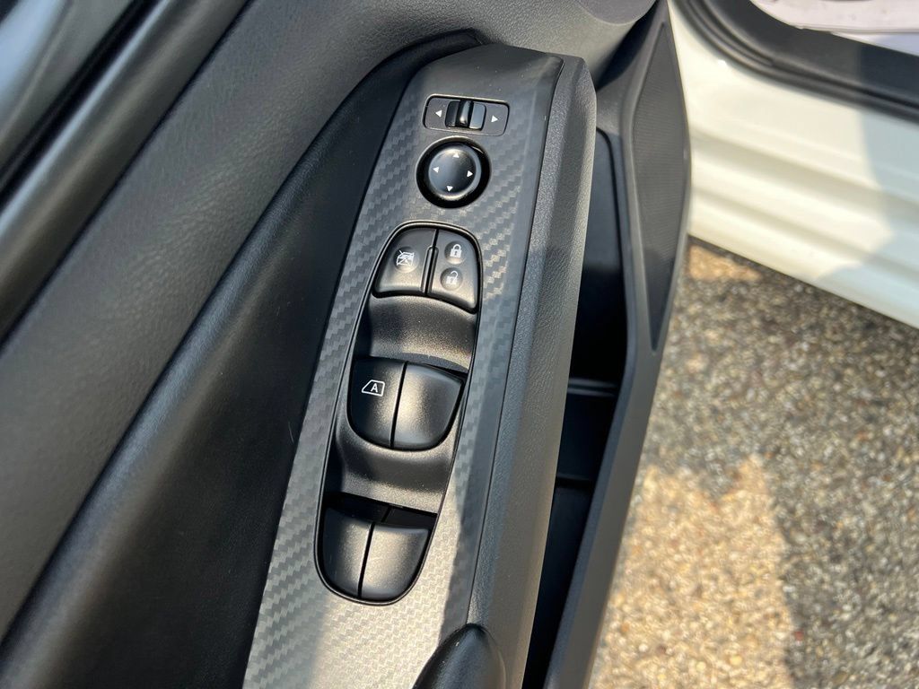 Used 2025 Nissan Altima 2.5 S FWD image 25