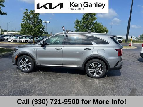 Certified 2023 Kia Sorento SX Prestige AWD/4WD image 16