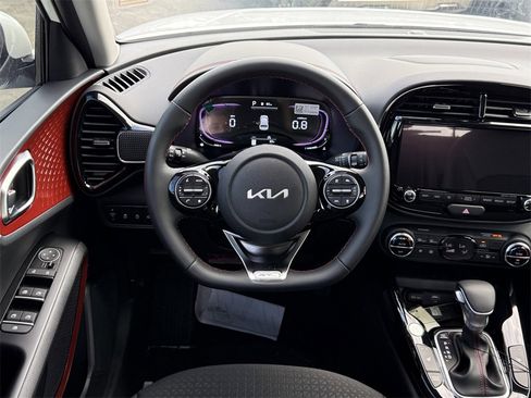 New 2025 Kia Soul GT-Line w/ GT-Line Technology Package image 15
