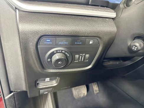 Used 2023 Jeep Grand Cherokee 4WD 4xe w/ Luxury Tech Group II image 19