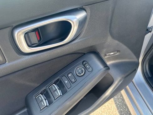 Used 2023 Honda Civic Sport image 22