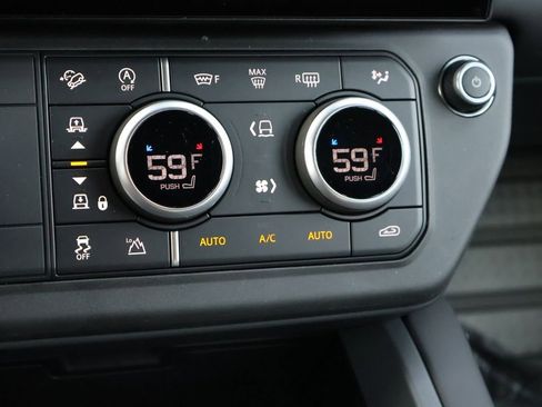 New 2026 Land Rover Defender 110 X-Dynamic SE AWD/4WD image 25