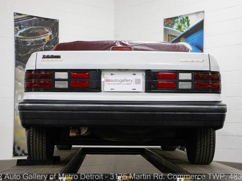 Used 1991 Dodge Shadow Convertible image 21