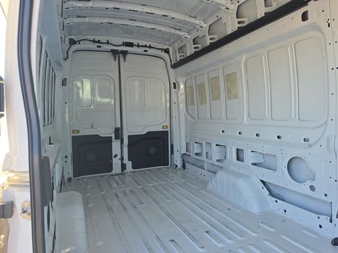 Used 2025 Ford Transit 250 148 High Roof Extended RWD image 15