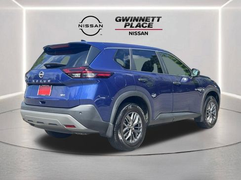 Used 2023 Nissan Rogue S AWD/4WD image 19