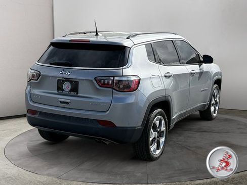 Used 2019 Jeep Compass Limited AWD/4WD image 7