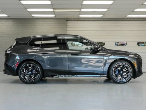 Used 2024 BMW iX M60 w/ Luxury Package AWD/4WD image 3