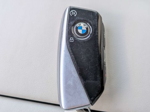Used 2023 BMW X7 xDrive40i w/ Premium Package AWD/4WD image 44