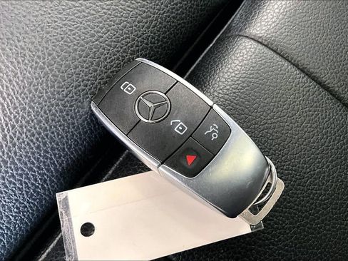 Used 2023 Mercedes-Benz CLA 250 4MATIC image 10