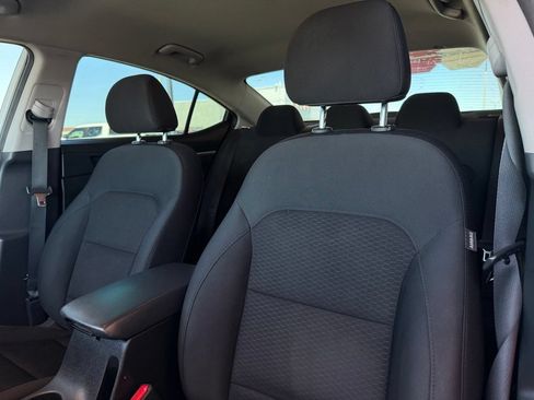 Used 2019 Hyundai Elantra SEL w/ Cargo Package FWD image 14