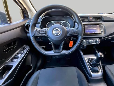 Used 2024 Nissan Versa S FWD image 6