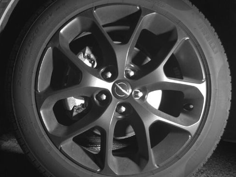 Used 2025 Chrysler Pacifica Limited FWD image 9