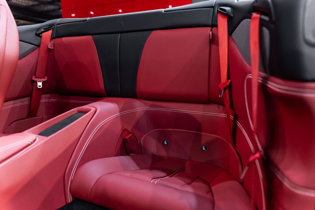 Used 2022 Ferrari Portofino M RWD image 48