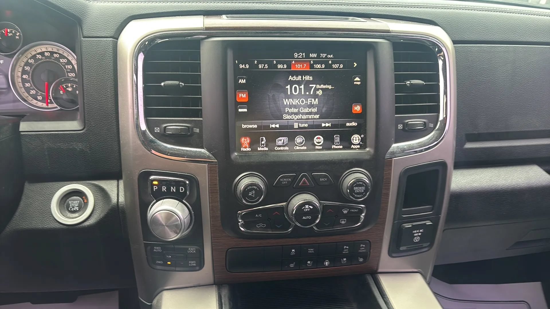 Used 2014 RAM 1500 Laramie w/ Convenience Group AWD/4WD image 26