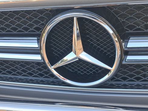 Used 2015 Mercedes-Benz G 63 AMG 4MATIC image 30