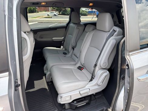 Used 2018 Honda Odyssey EX-L image 34