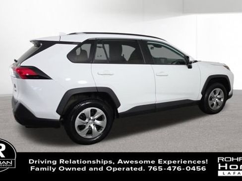 Used 2019 Toyota RAV4 LE w/ All Weather Liner Package FWD image 9
