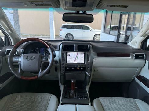 Used 2012 Lexus GX 460 Premium image 27