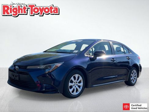 Certified 2024 Toyota Corolla LE FWD image 1