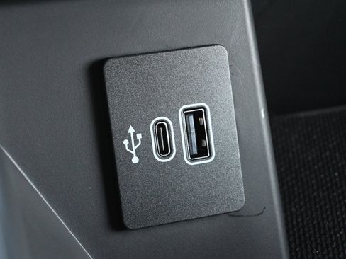 New 2025 Ford F150 Lariat w/ Equipment Group 501A Mid image 28