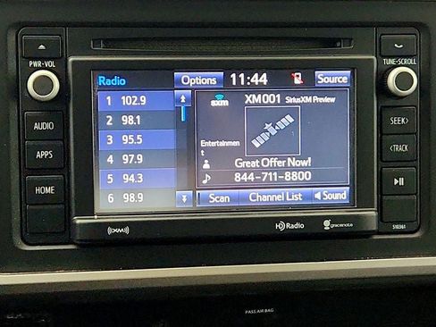 Used 2019 Toyota Tacoma SR5 AWD/4WD image 17